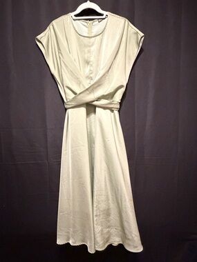 Sage Green Twist-Waist Midi Dress